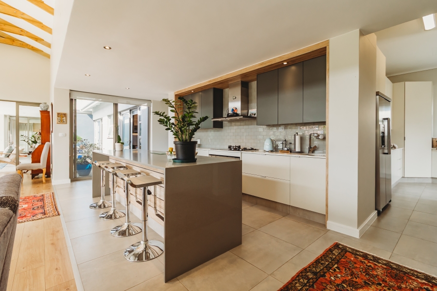 3 Bedroom Property for Sale in Earls Court Lifestyle Estate Western Cape